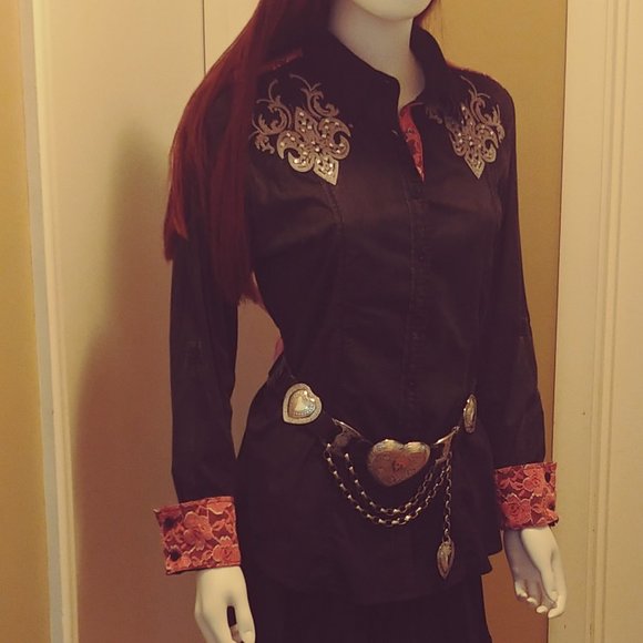Embroidered Western Style Shirt with Lace and Sequins - Picture 5 of 16